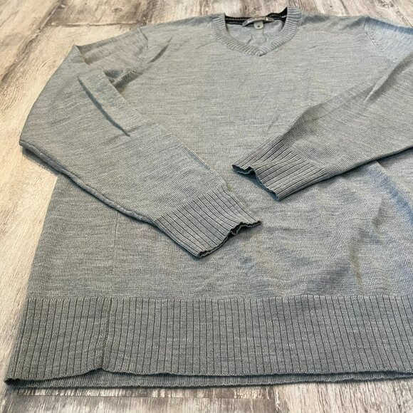 Smartwool Men's Sparwood V-Neck Merino Sweater, Light Gray Heather, Medium - Picture 4 of 7